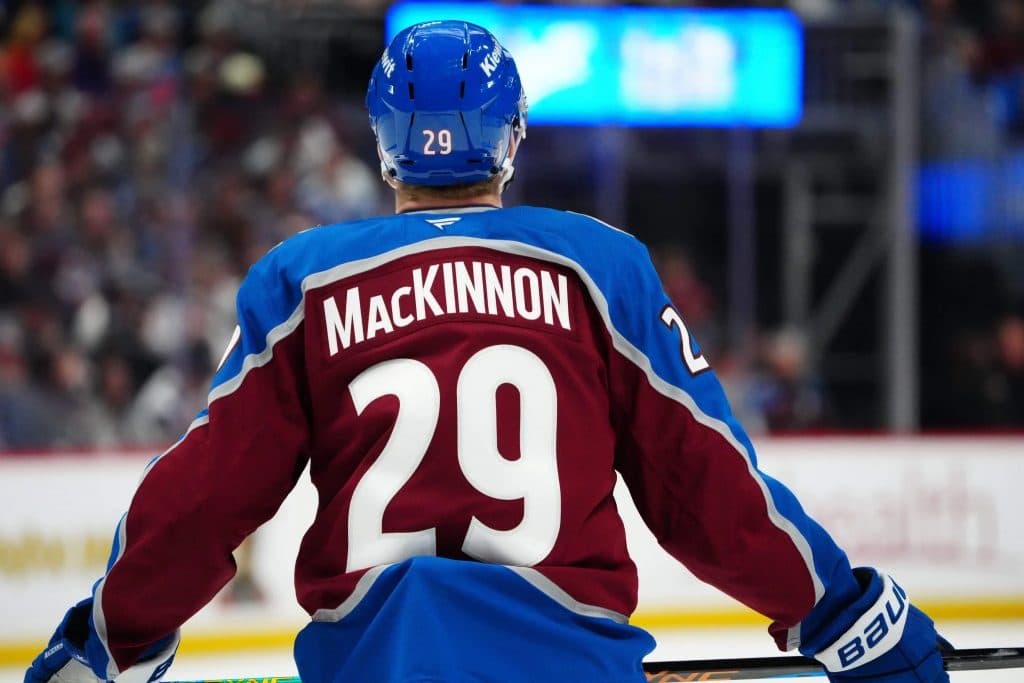Who’s Leading the Race for the Conn Smythe Trophy?